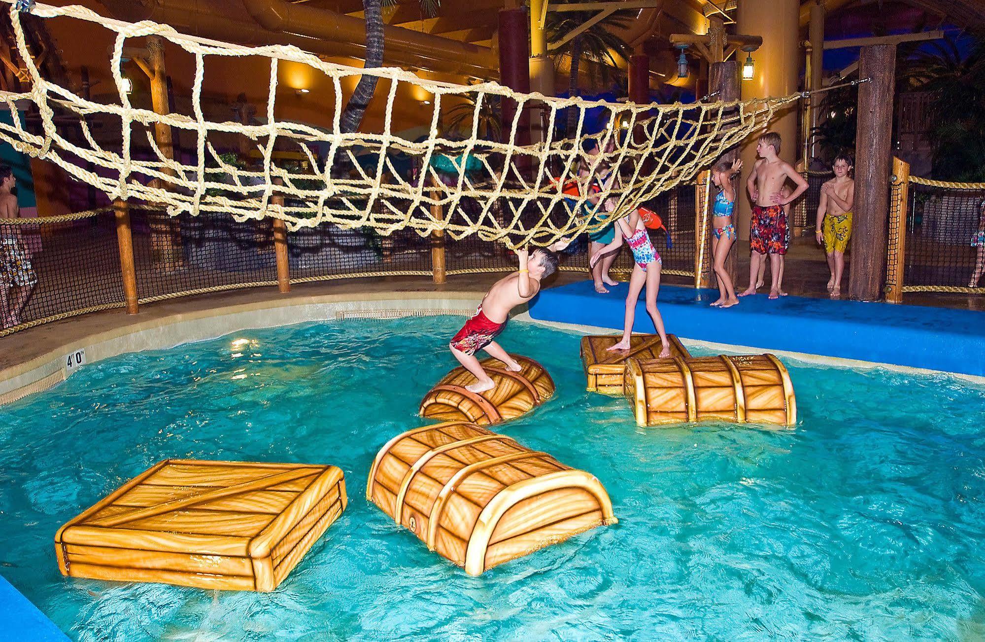 Castaway Bay By Cedar Point Resorts Sandusky Esterno foto